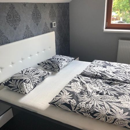 Tardosi Vendeghaz Hotel Miskolc Eksteriør billede