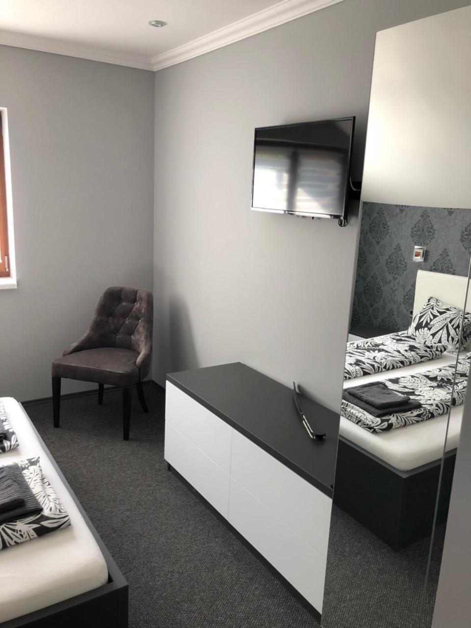 Tardosi Vendeghaz Hotel Miskolc Eksteriør billede