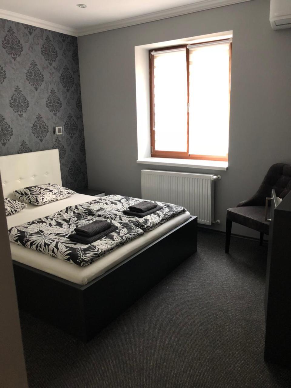 Tardosi Vendeghaz Hotel Miskolc Eksteriør billede
