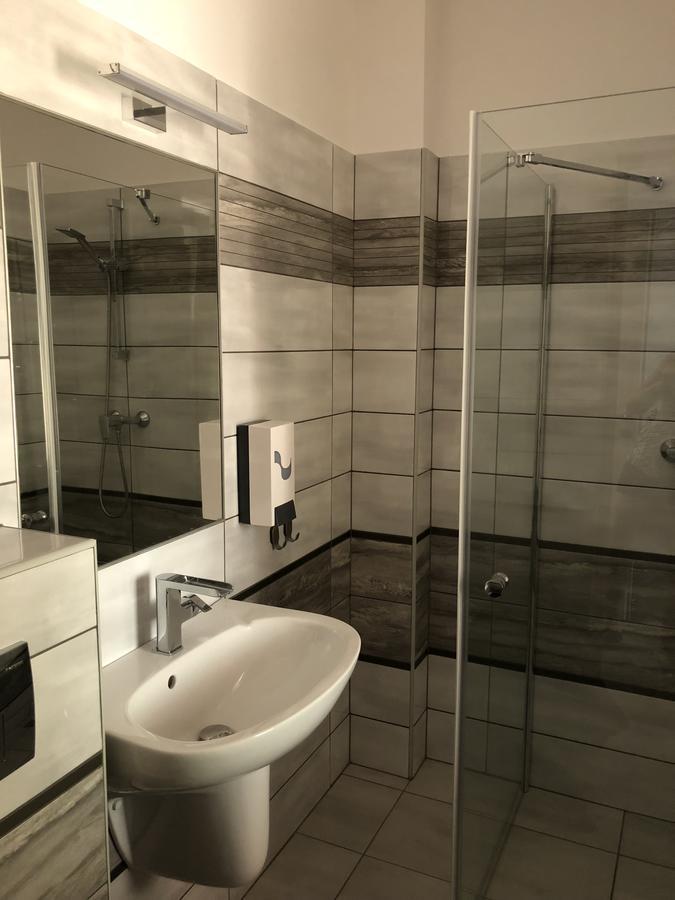Tardosi Vendeghaz Hotel Miskolc Eksteriør billede