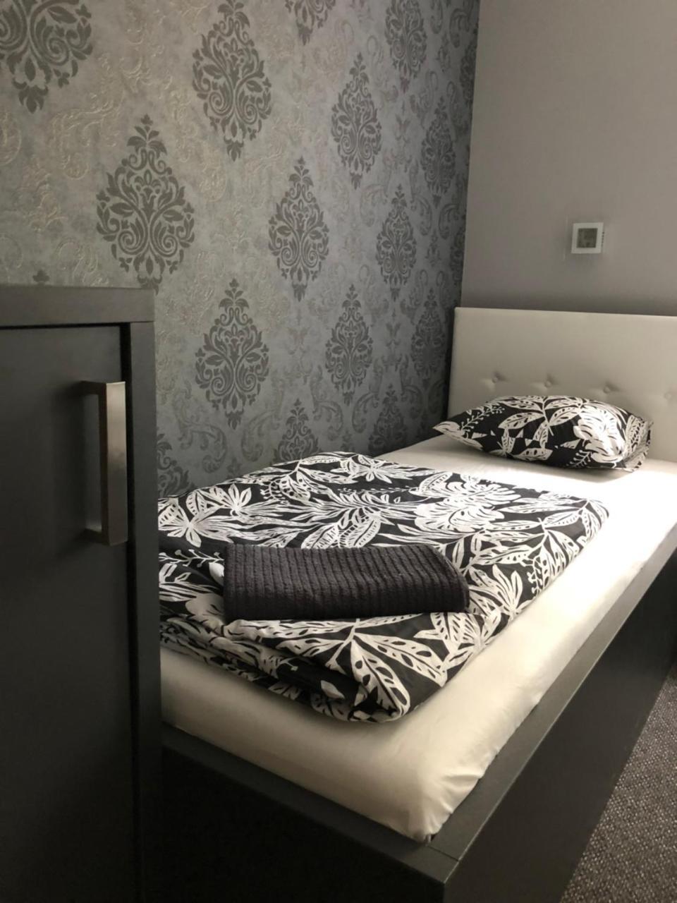 Tardosi Vendeghaz Hotel Miskolc Eksteriør billede
