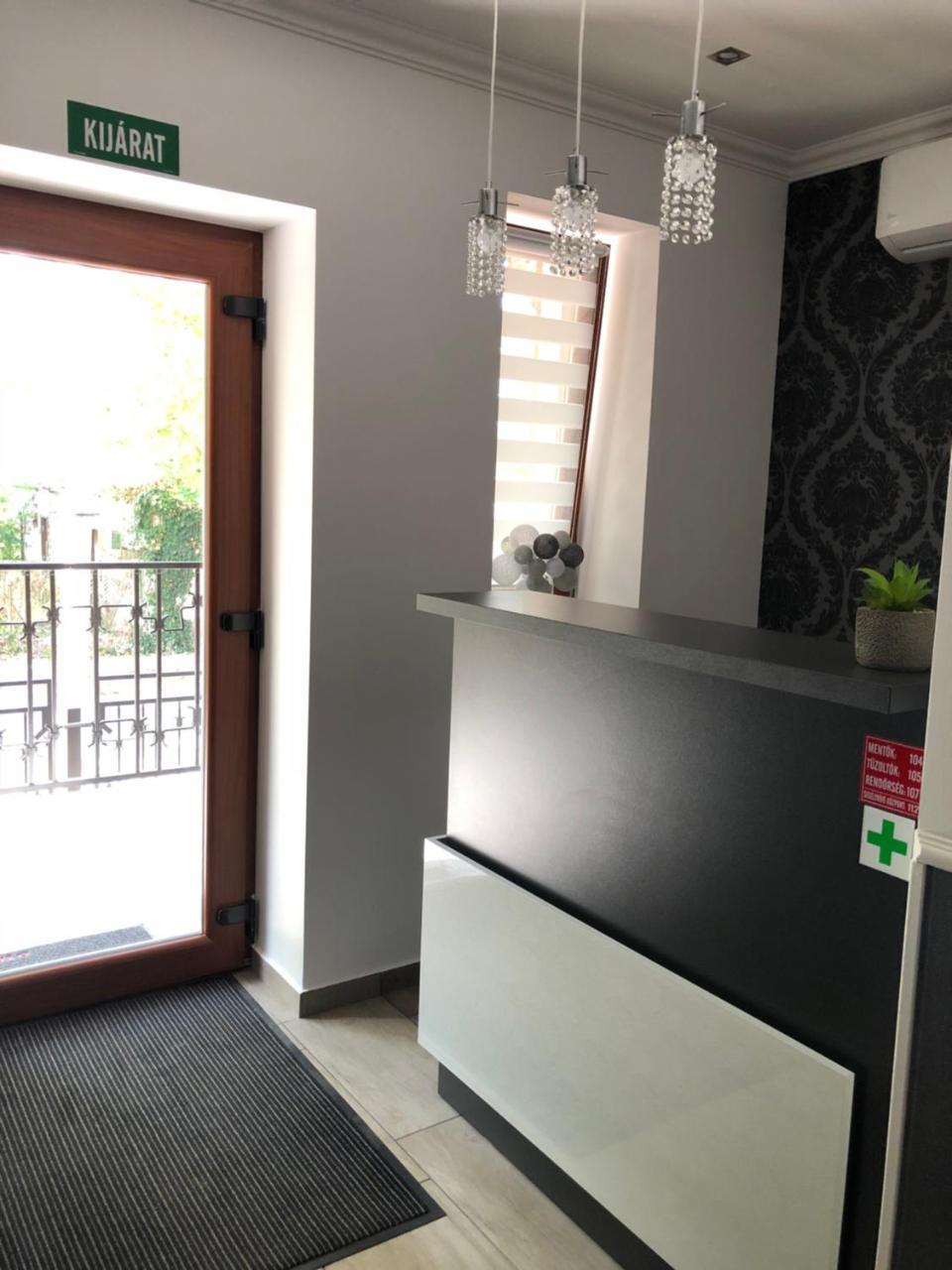 Tardosi Vendeghaz Hotel Miskolc Eksteriør billede