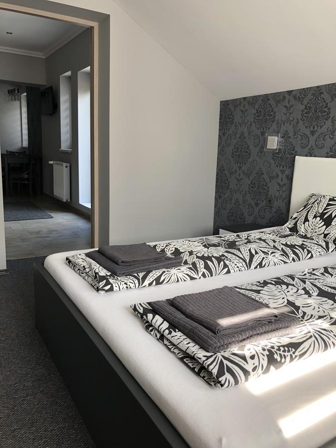 Tardosi Vendeghaz Hotel Miskolc Eksteriør billede