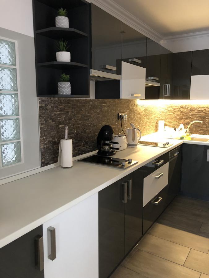 Tardosi Vendeghaz Hotel Miskolc Eksteriør billede