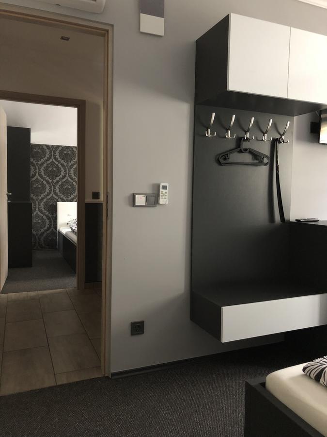 Tardosi Vendeghaz Hotel Miskolc Eksteriør billede