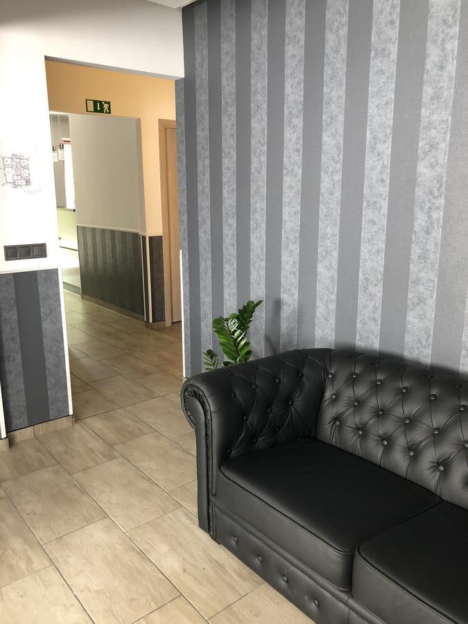 Tardosi Vendeghaz Hotel Miskolc Eksteriør billede